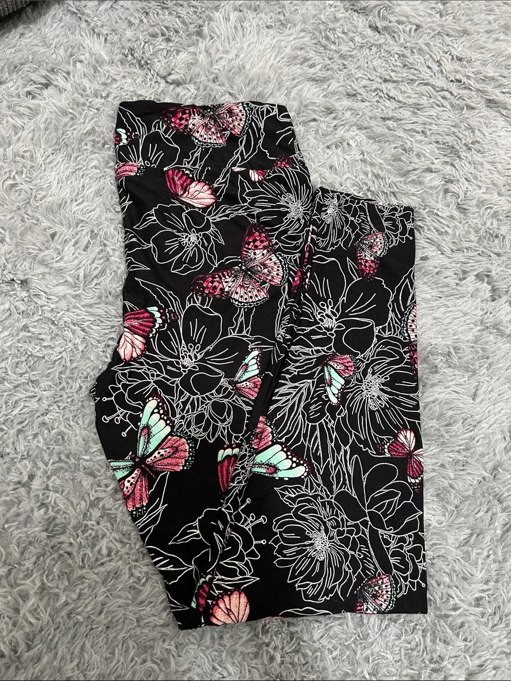 LuLaRoe Black Leggings with Pink & Teal Butterfly Print